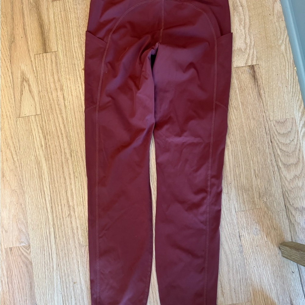 Vuori Burgundy High-Waisted Leggings
